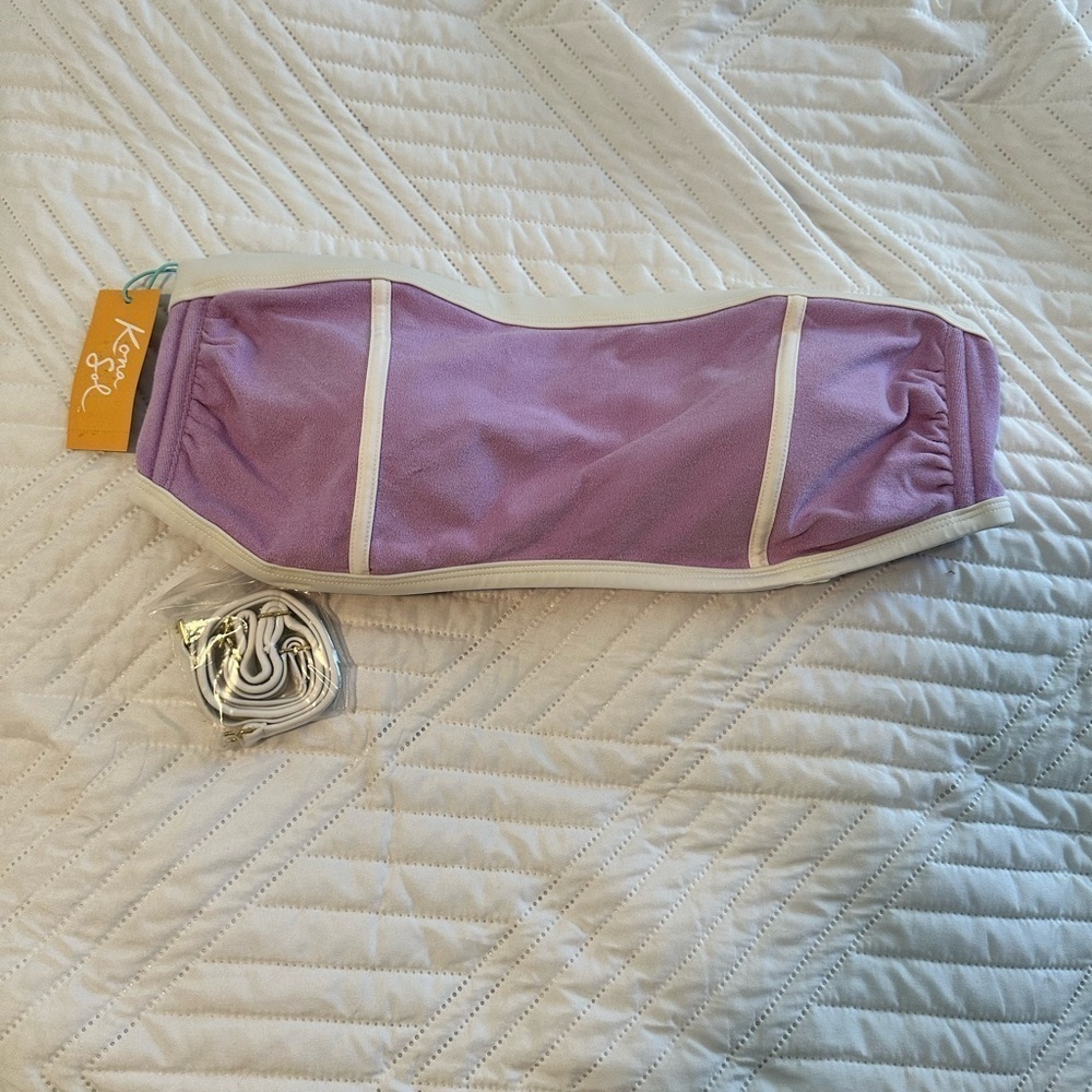 NWT PURPLE AND WHITE KONA SOL BIKINI TOP